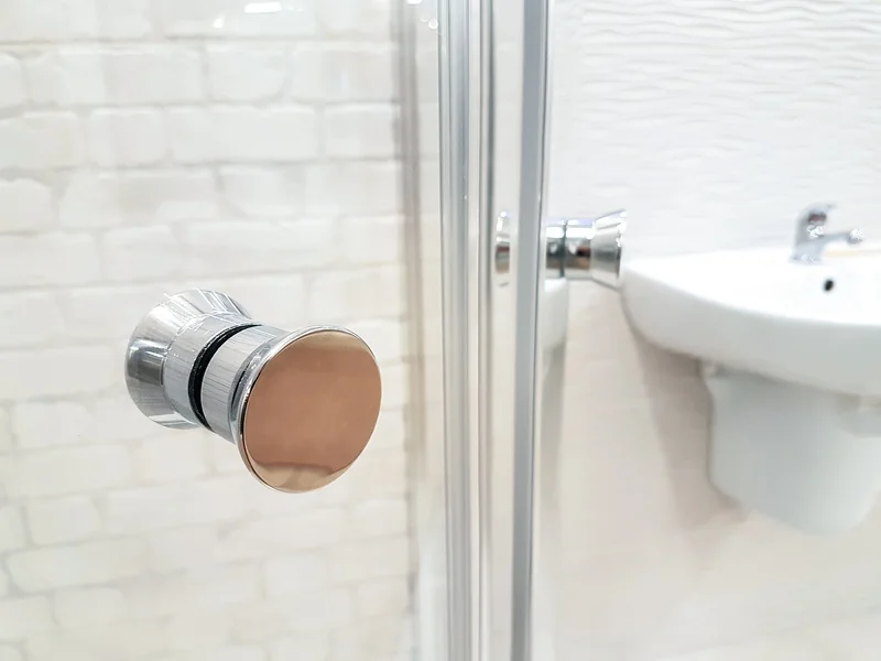 Quels raccords utiliser pour connecter cuivre et multicouche ?